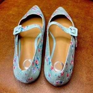 JOURNEE
COLLECTION KARISSA Mary Jean Flats size 8